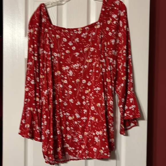 Liz Claiborne red flowered box square neck shirt size xxl worn once - Picture 2 of 7